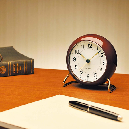 Station Table clock Ø11 cm bordeaux/white