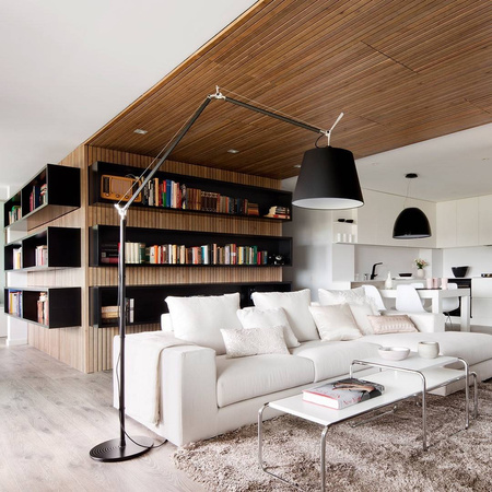 Lampa podłogowa Artemide Tolomeo Mega 36 cm czarna