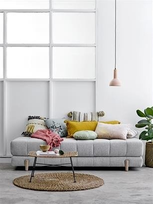 Heddy Basket, Black, Seagrass