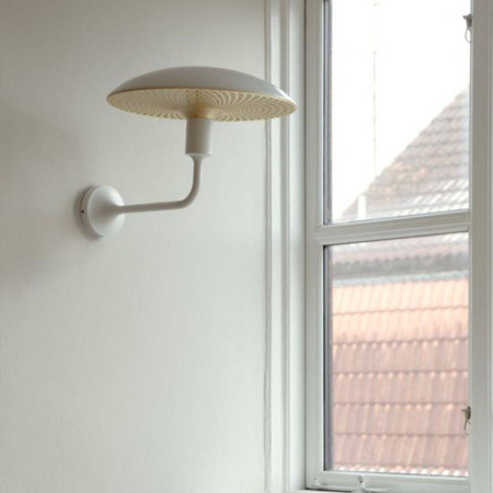 Ligth Stand UMAGE Santé Wall - Brass