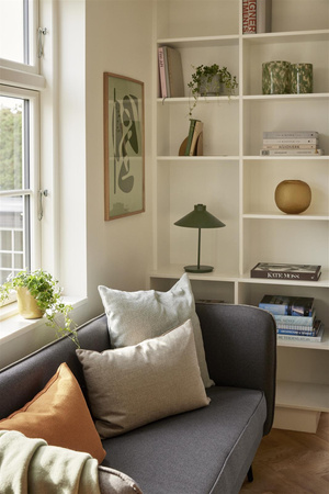 HÜBSCH SHAPE table lamp green