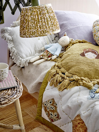 BLOOMINGVILLE KITA purple cushion