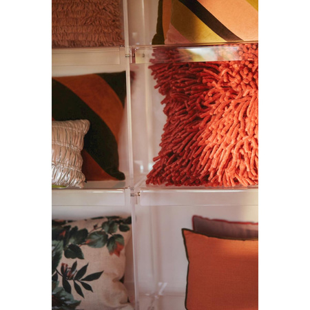 Rugged woolen cushion cherry red (50x50cm)