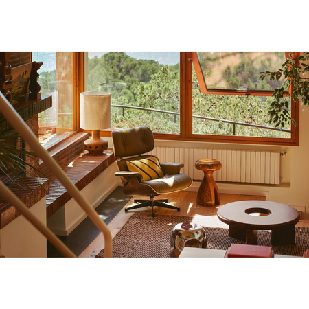 Conversation coffee table