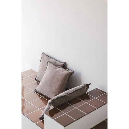 Poduszka bawełniana Lorena Canals STONEWASHED  brązowa