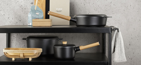EVA SOLO NORDIC KITCHEN pot with lid black size Ø20