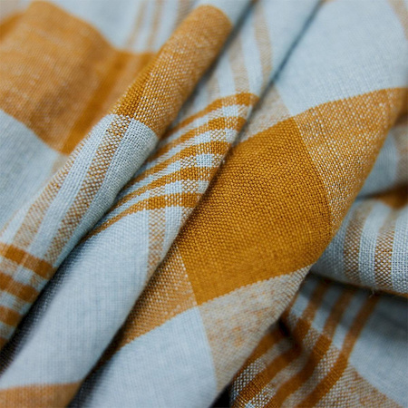 Vida check table cloth amber/blue (180x180cm)