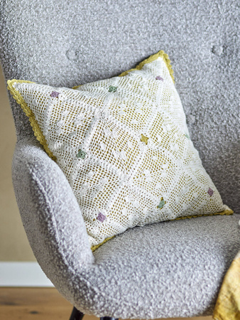 BLOOMINGVILLE ROVIGO natural cushion