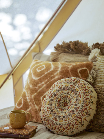 Poduszka Bloomingville ESTER pomarańczowa