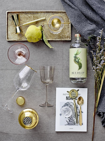 BLOOMINGVILLE Gold Drink Shaker (Outlet)