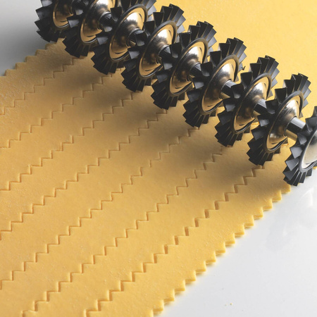 Atlas 150 pasta machine with cutter